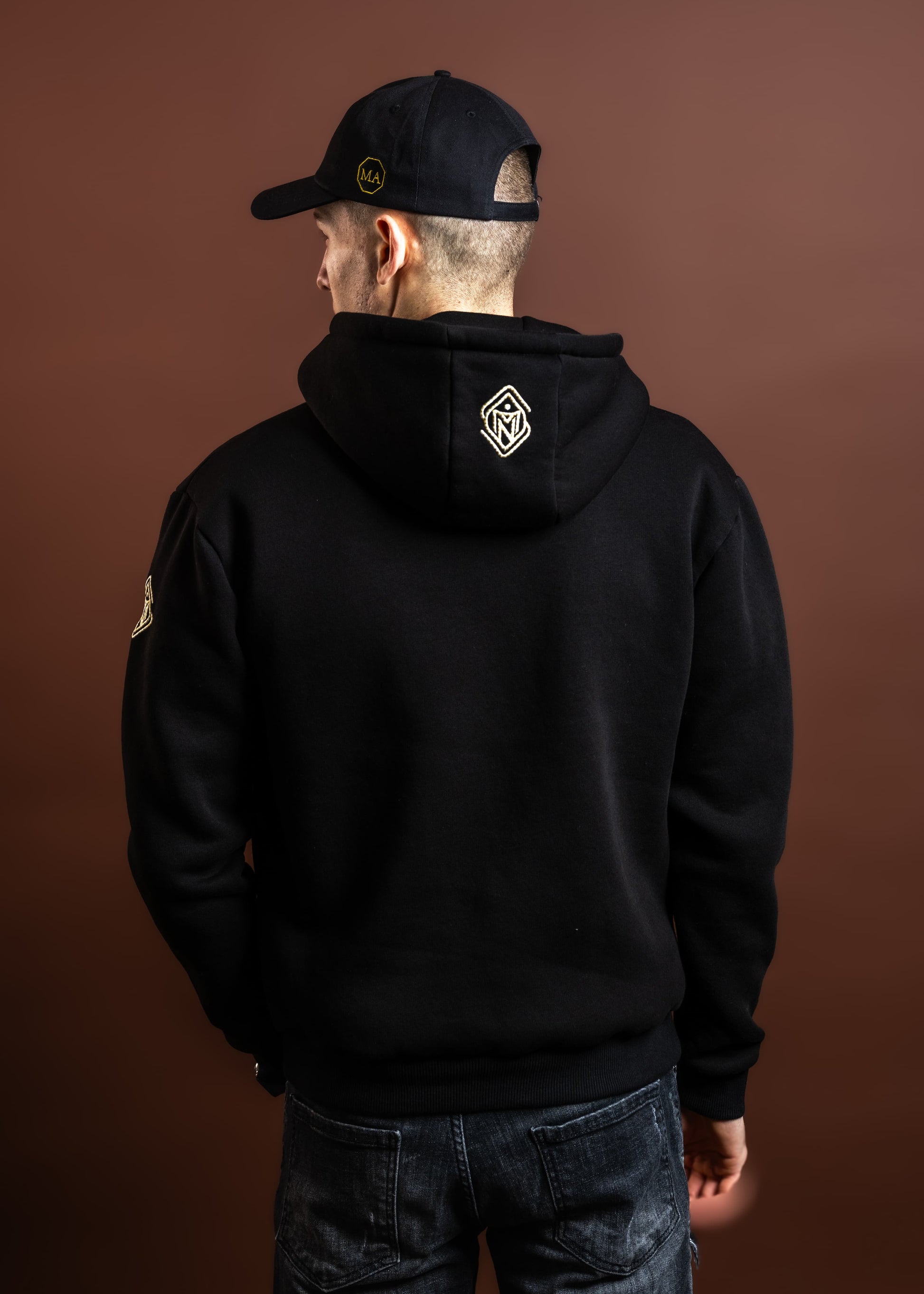 Signature Hoodie (Black)